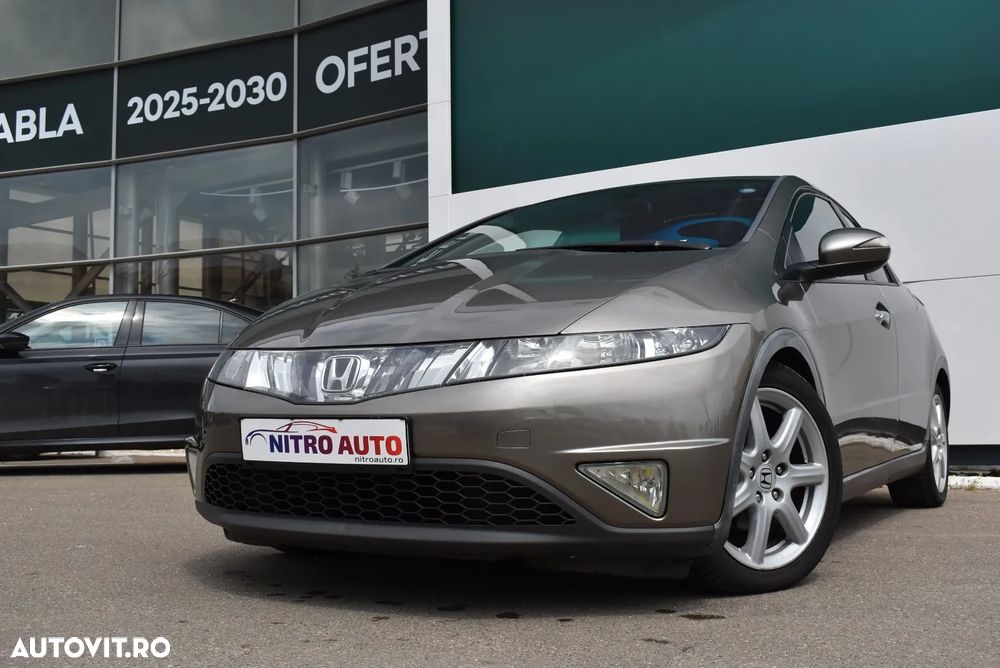 Honda Civic 1.8 S - 3