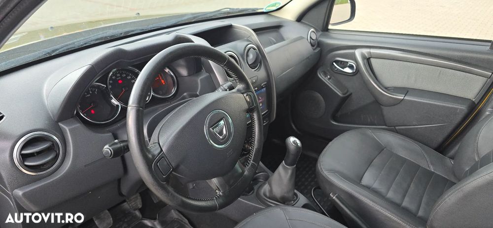 Dacia Duster SCe 115 4x2 Prestige - 17