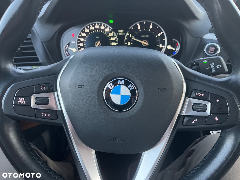 BMW X3 xDrive20d - 7