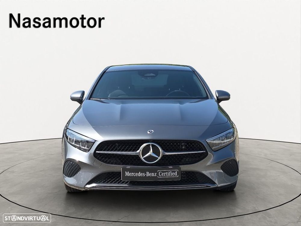 Mercedes-Benz A 180 d — fotografia 6