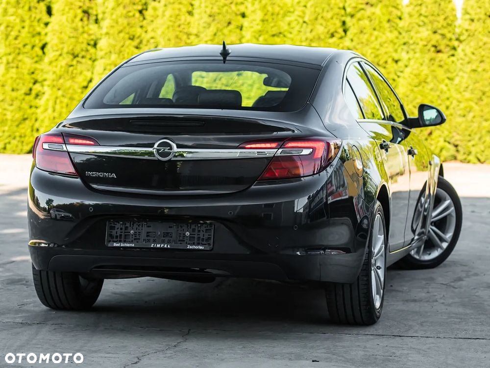 Opel Insignia - 12