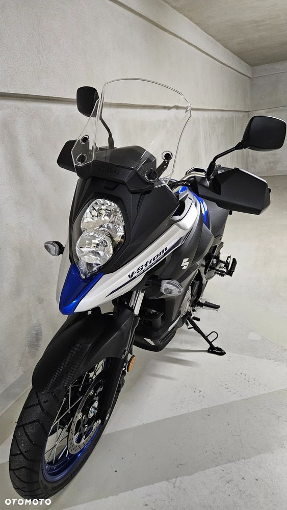 Suzuki V-STROM - 2