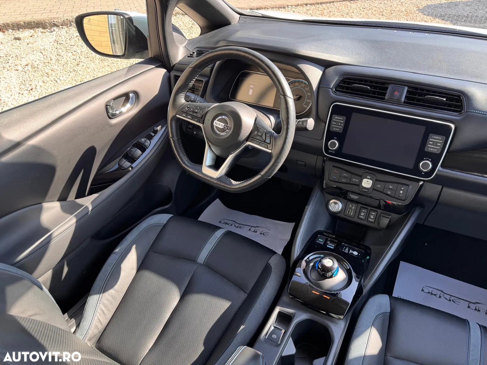 Nissan LEAF 40 kWh Tekna - 17