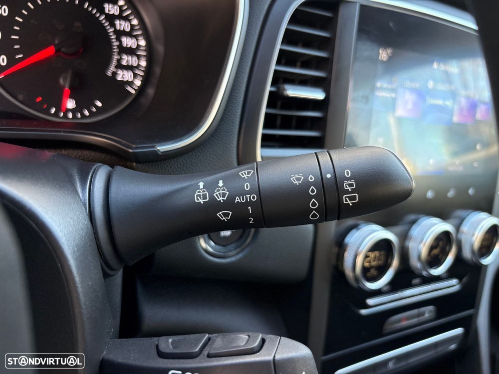 Renault Mégane 1.5 Blue dCi Intens - 14