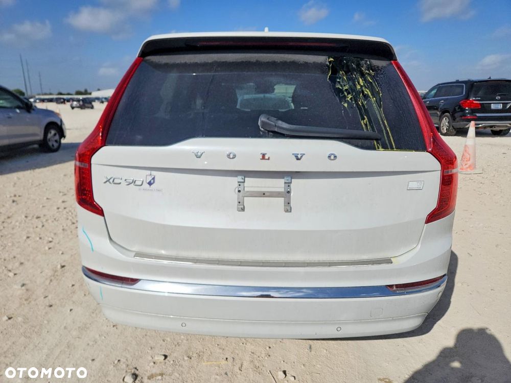 Volvo XC 90 - 3