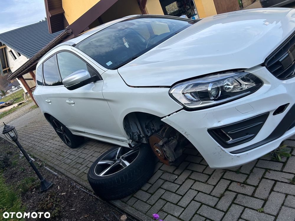 Volvo XC 60 - 4