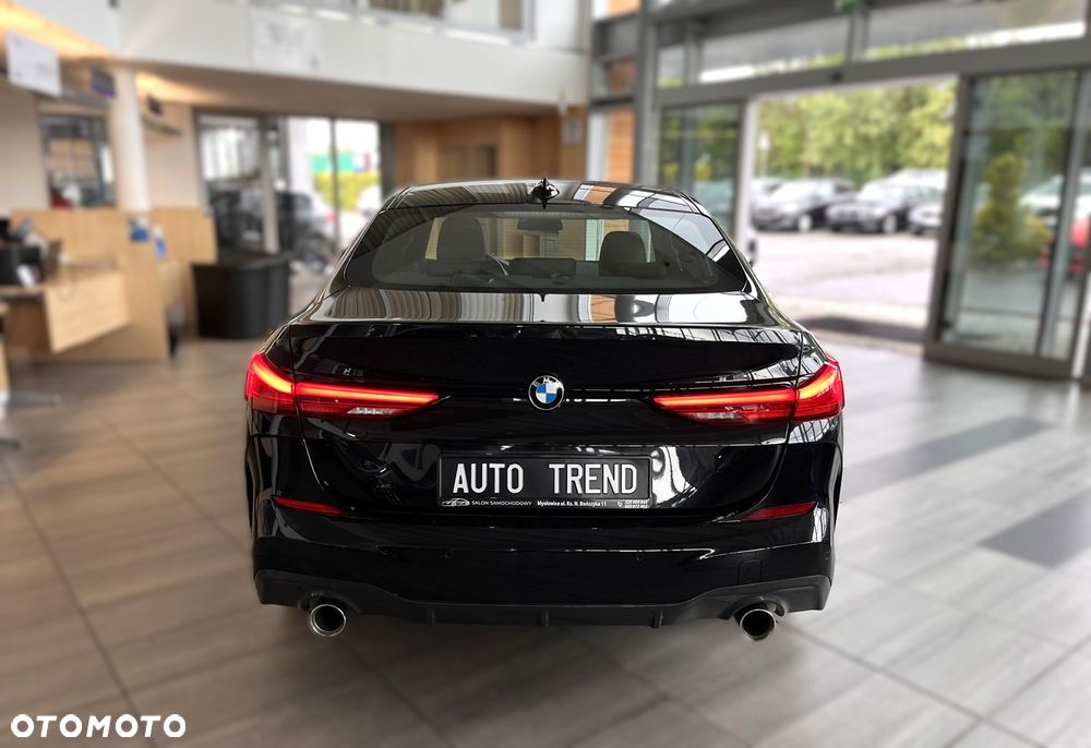 BMW Seria 2 220d M Sport - 6