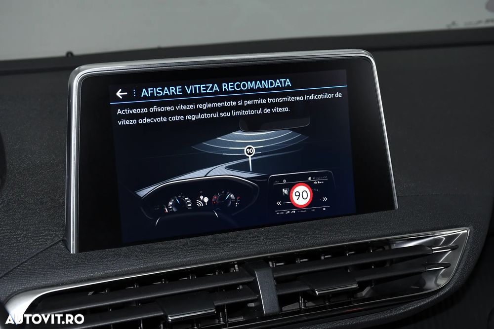 Peugeot 3008 1.2 PureTech 130 EAT8 Allure Pack - 26
