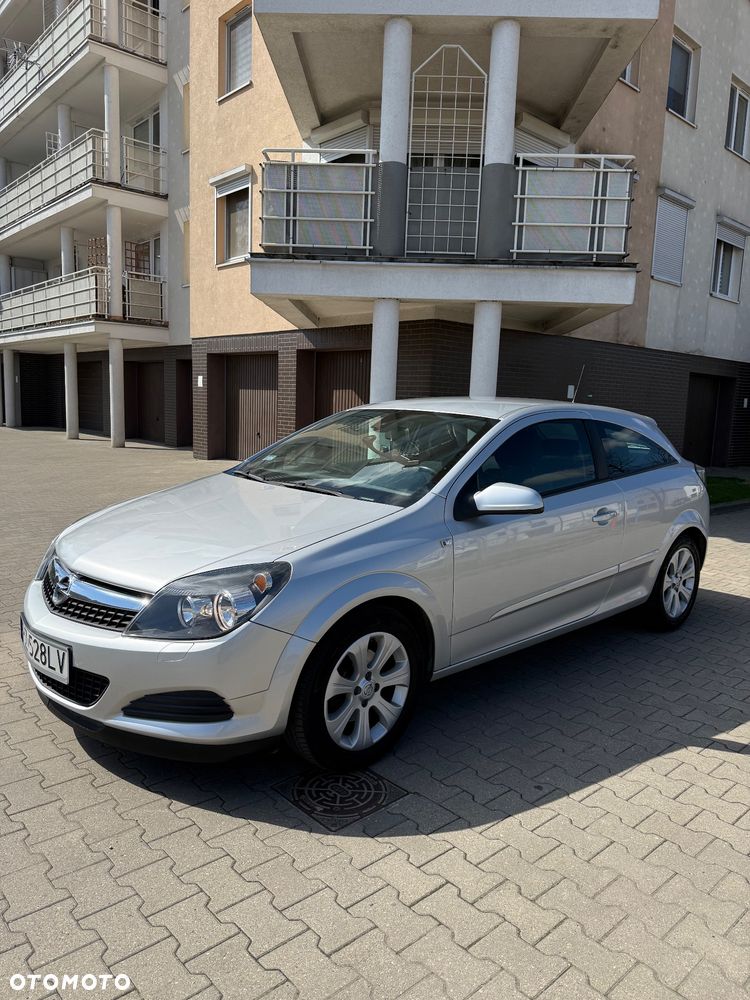 Opel Astra - 1