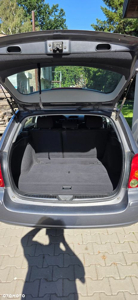 Toyota Avensis 1.8 VVT-i - 5