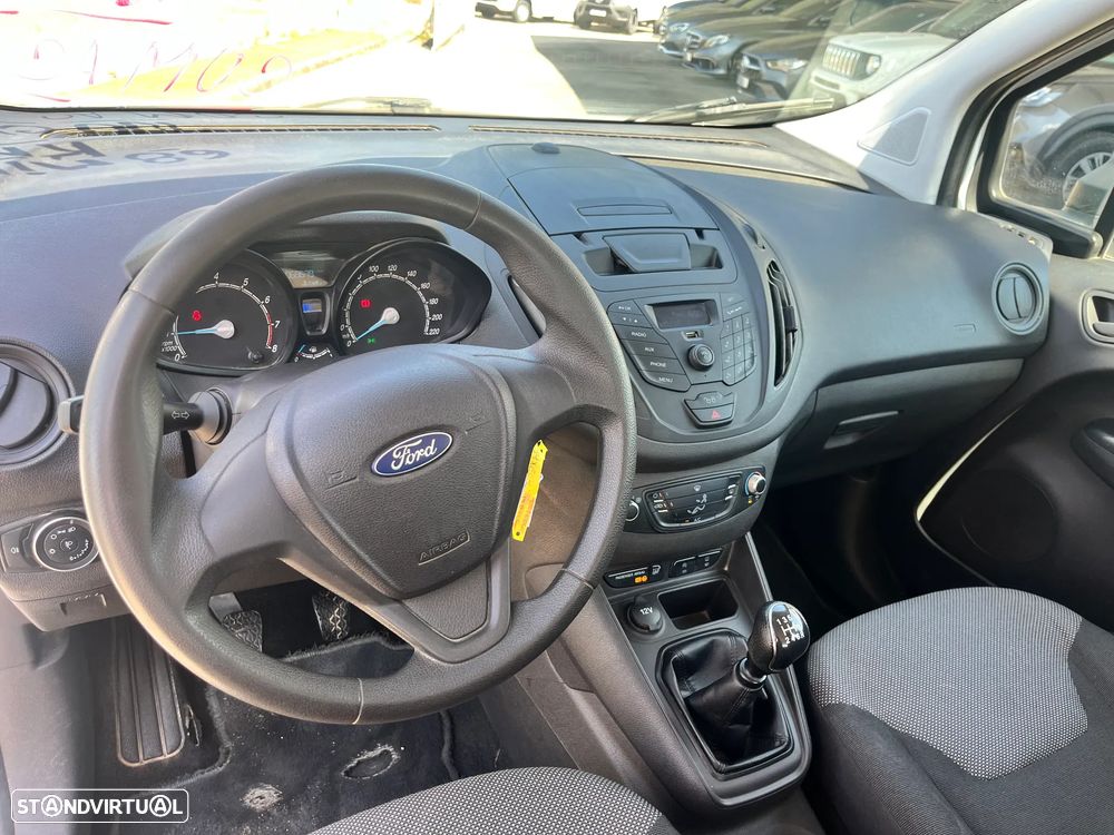 Ford Tourneo Courier 1.0 EcoBoost Ambiente - 10