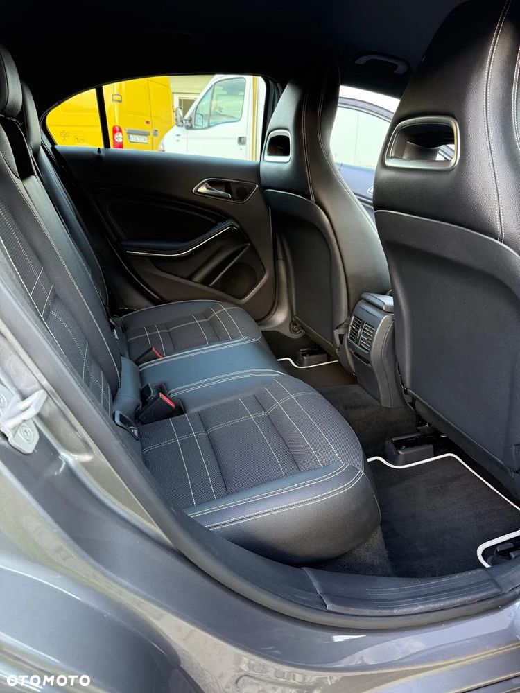 Mercedes-Benz Klasa A 200 CDI 7G-DCT - 10