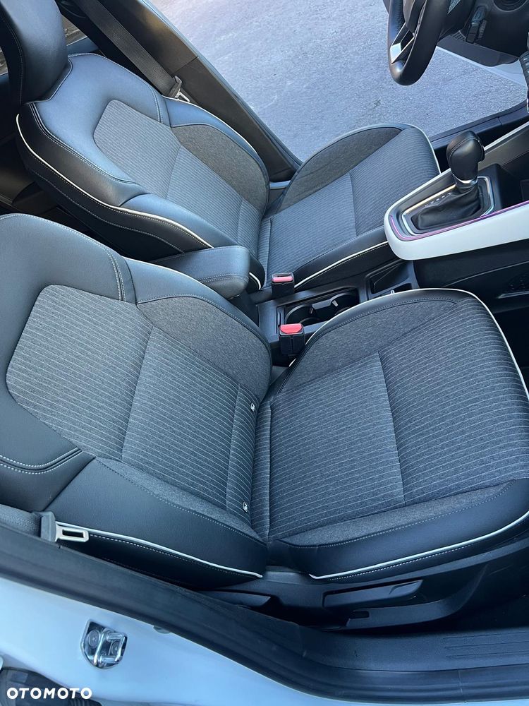 Renault Clio - 33