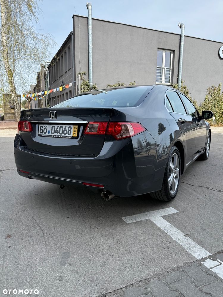 Honda Accord 2.0 Elegance 50 Jahre Edition - 17