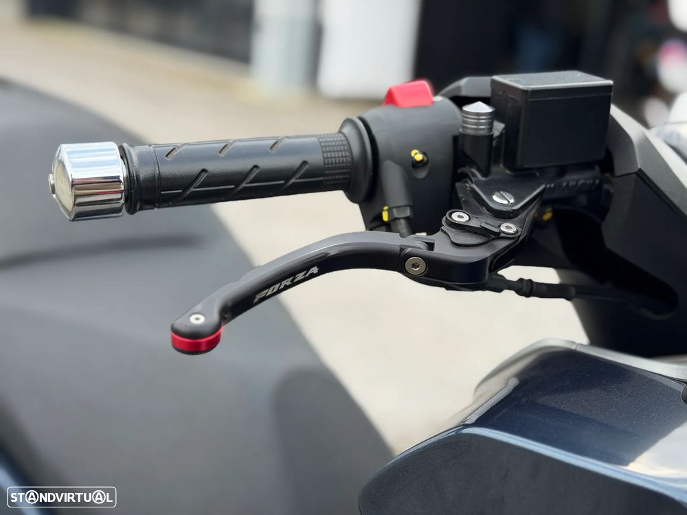 Honda Forza 300 ABS - 15