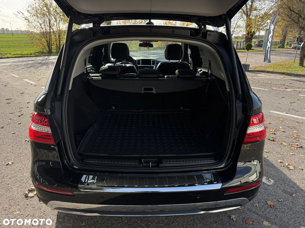 Mercedes-Benz ML 350 BlueTEC 4MATIC 7G-TRONIC Edition 1 - 17