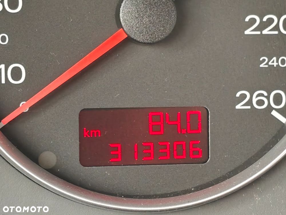 Audi A4 Avant 2.0 TDI DPF - 22