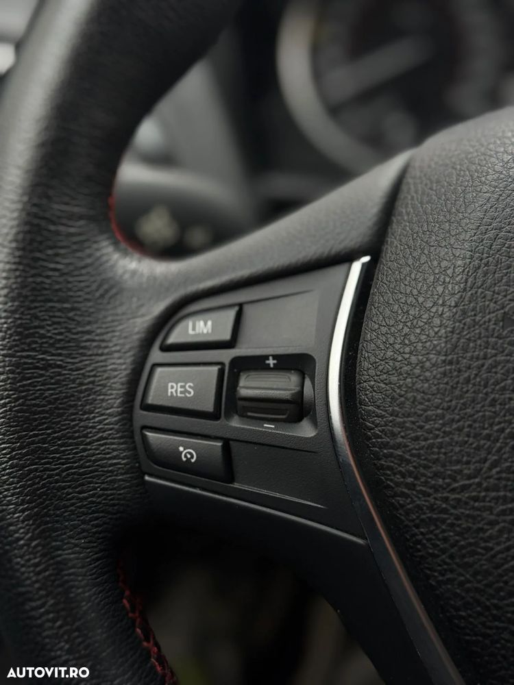 BMW Seria 1 116i Sport Line - 38