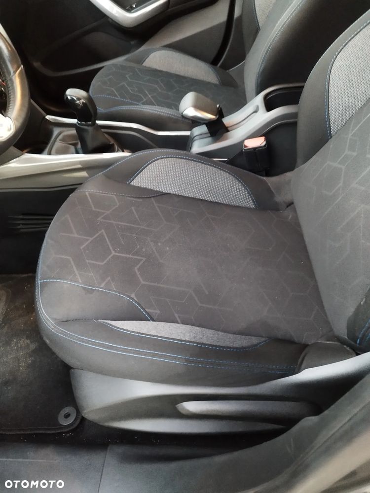 Peugeot 2008 - 18