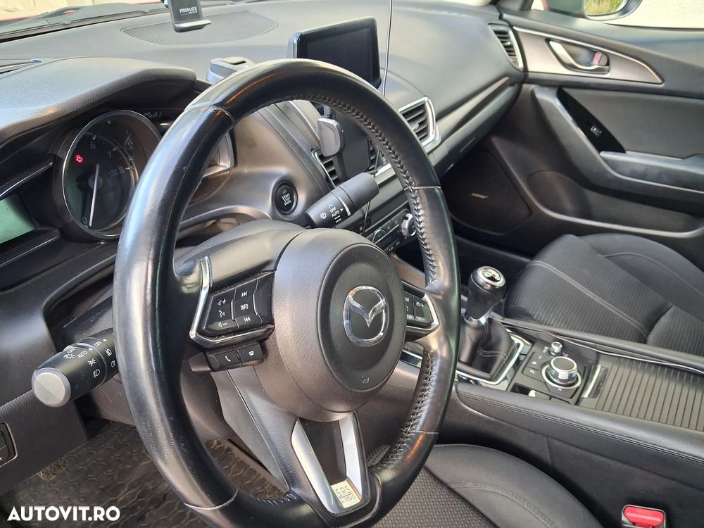 Mazda 3 G120 Revolution - 12