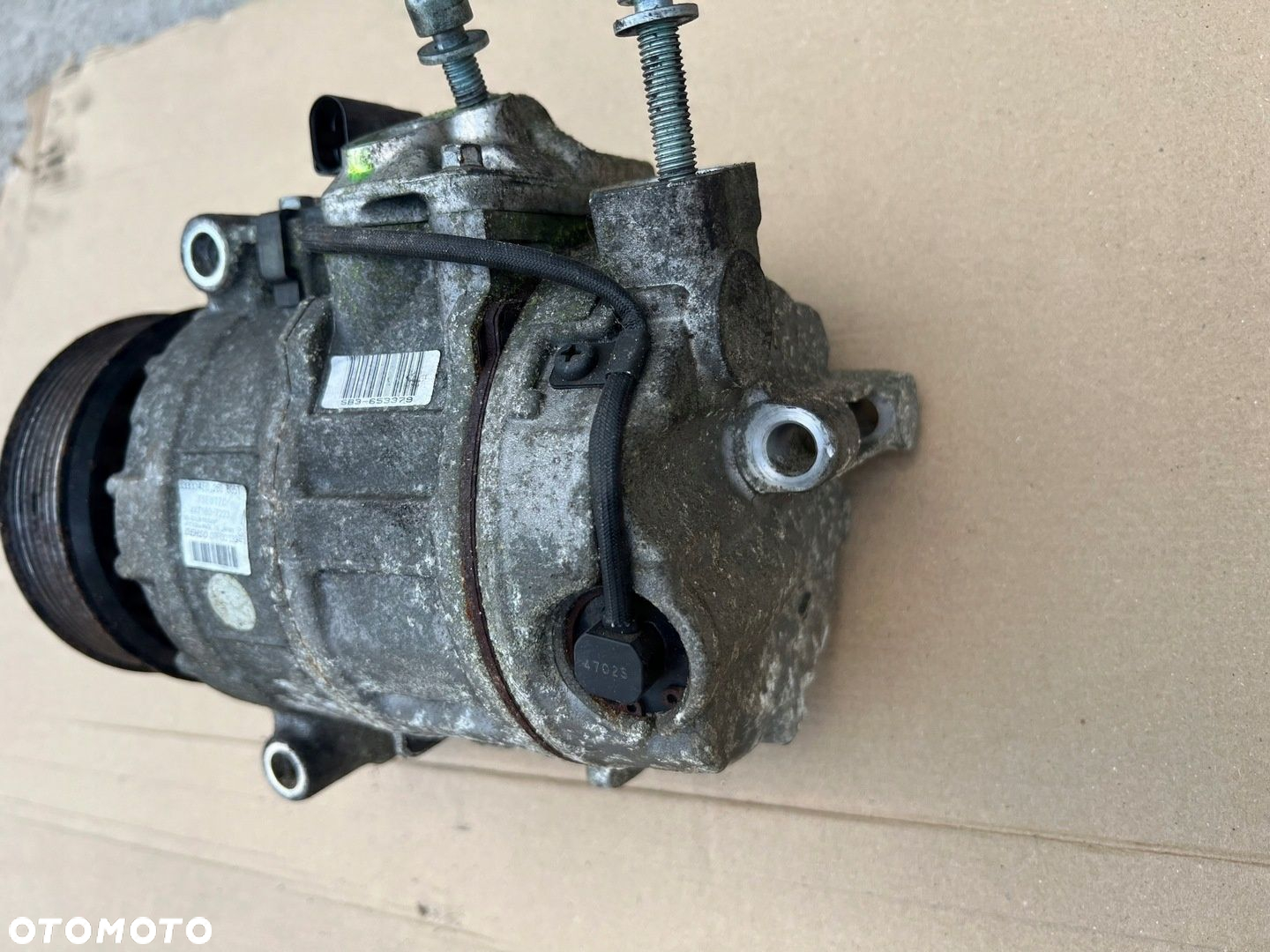 SPRĘŻARKA KOMPRESOR KLIMATYZACJI AUDI A8 D3 W12 6.0 BHT 4E0260805T - 6