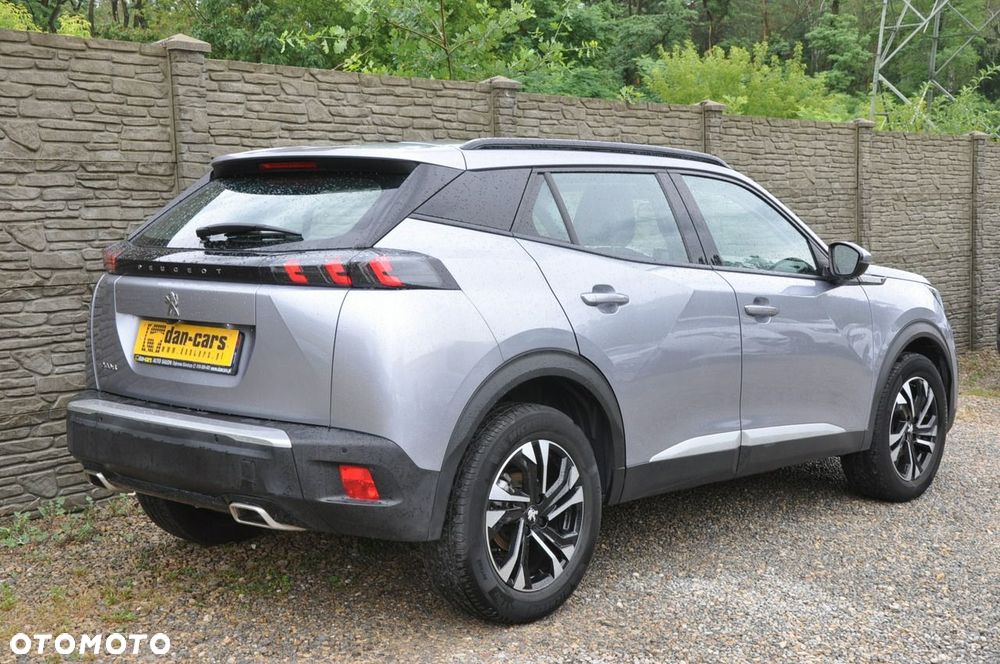 Peugeot 2008 1.2 PureTech Allure S&S EAT8 - 5