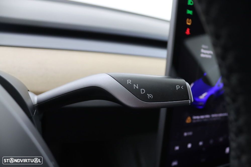 Tesla Model 3 Long Range Tração Traseira - 15