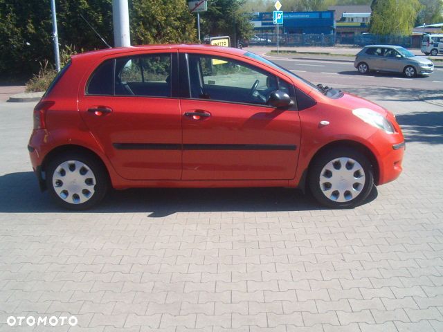 Toyota Yaris - 9