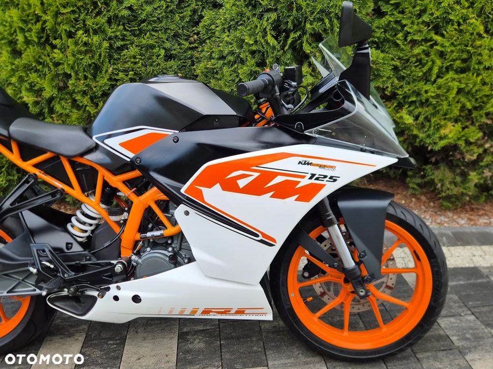 KTM RC 125 - 8