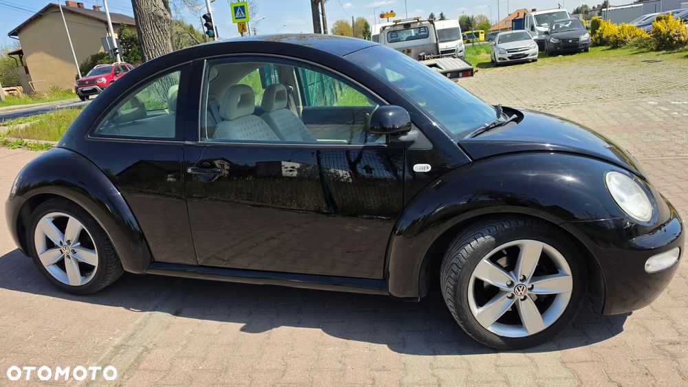 Volkswagen New Beetle 2.0 - 29