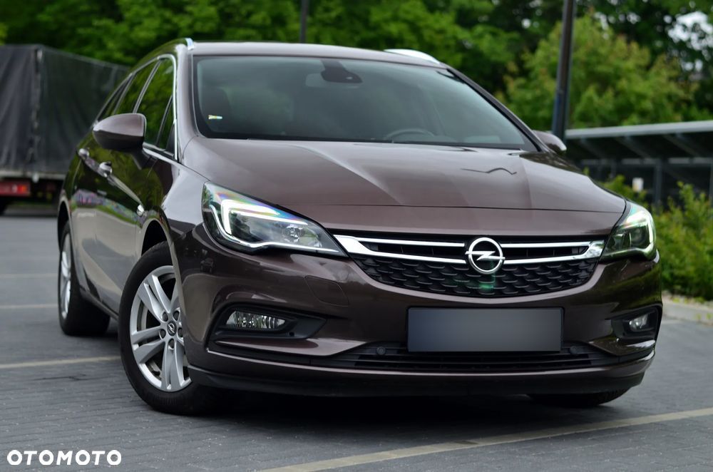 Opel Astra 1.6 D (CDTI) Sports Tourer Dynamic - 3