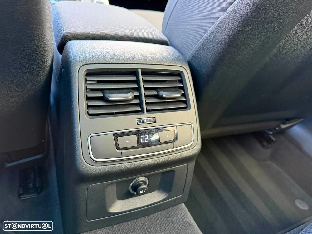 Audi A4 Avant 2.0 TDI S-line S tronic - 31