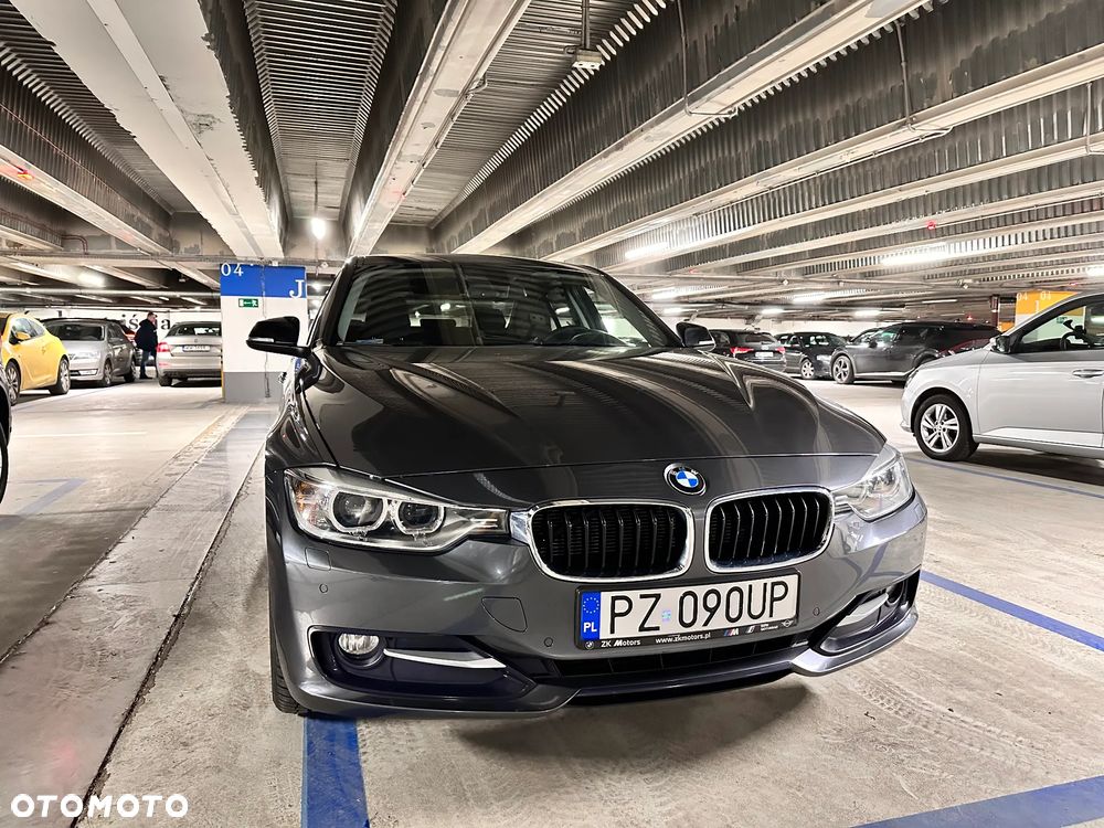 BMW Seria 3 320d Sport Line - 26