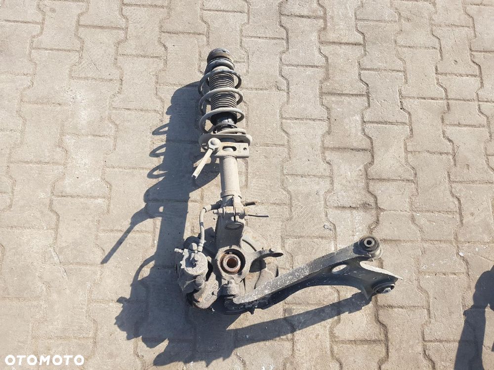SKODA FABIA 3 III 6V 14r- 1.0 TSI AMORTYZATOR ZWROTNICA PRAWA PRZÓD - 3
