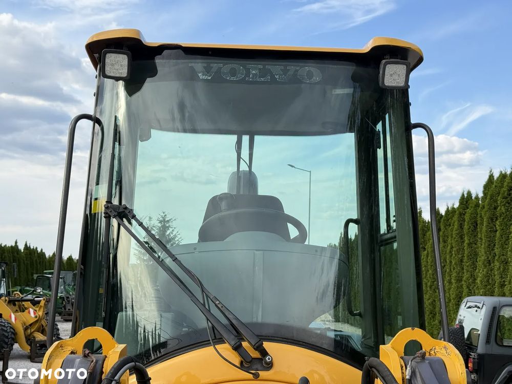 Volvo L30G / ORYGINAŁ / PIĘKNIE UTRZYMANA  / SILNA I SZYBKA / ZADBANA / SPROWADZONA Z NIEMIEC / 407 409 406 60 70 M 506 509 L30 L35 B G - 28