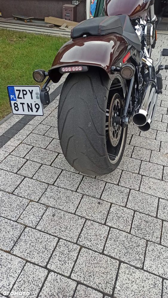 Harley-Davidson Softail Breakout - 2