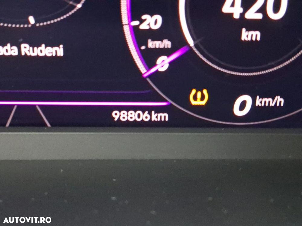 Volkswagen Tiguan 2.0 TDI SCR 4MOTION DSG R-Line - 6