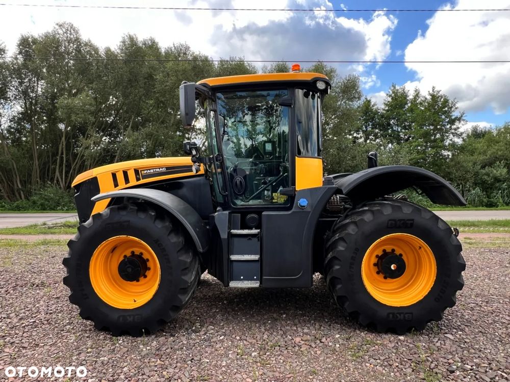 JCB Fatrac 4220 - 2