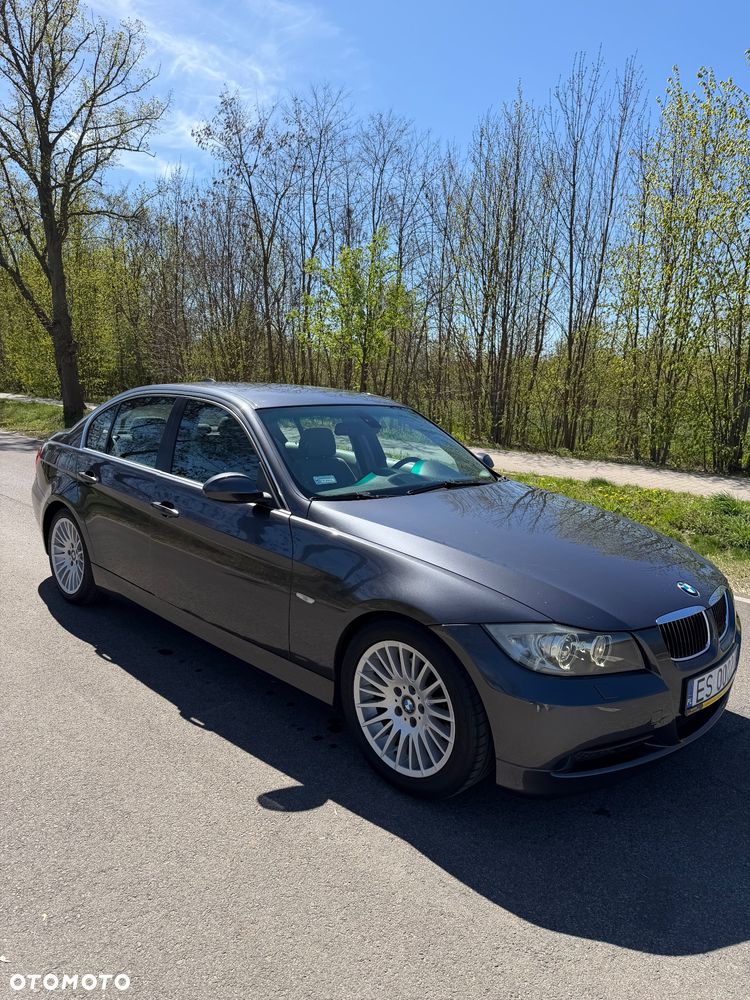 BMW Seria 3 325i - 3