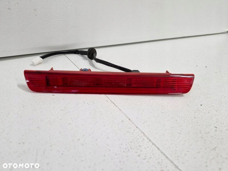 nissan qashqai ii 2 j11 trzecie 3 światło lampa stop stopu 265904ea0a - 1