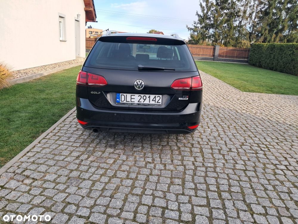 Volkswagen Golf - 4