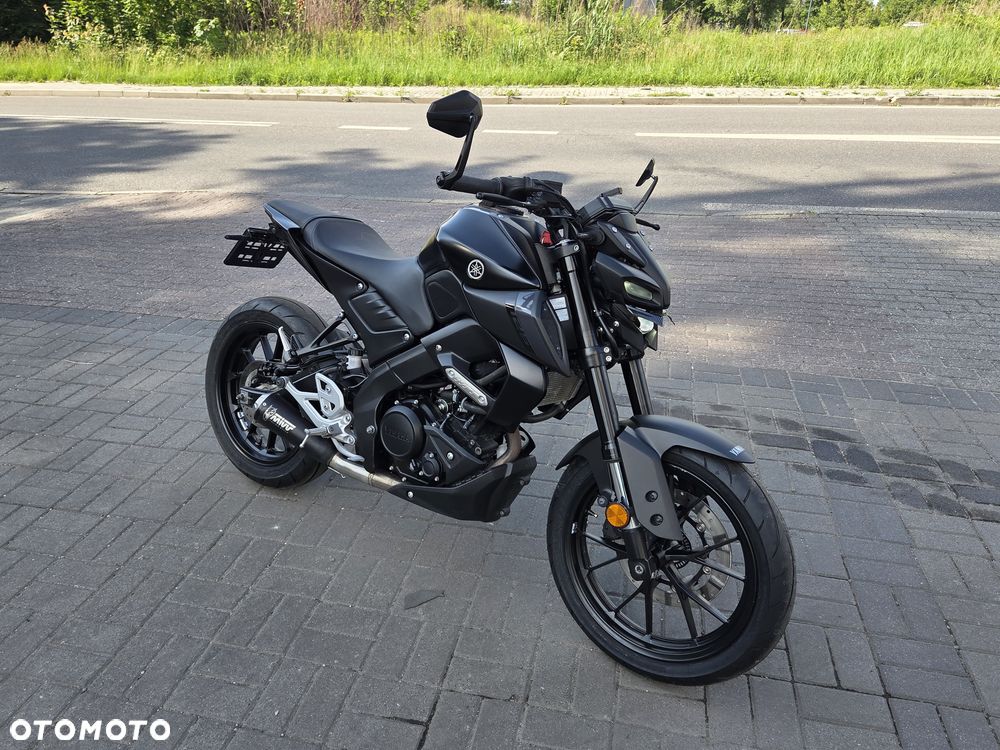 Yamaha MT - 8