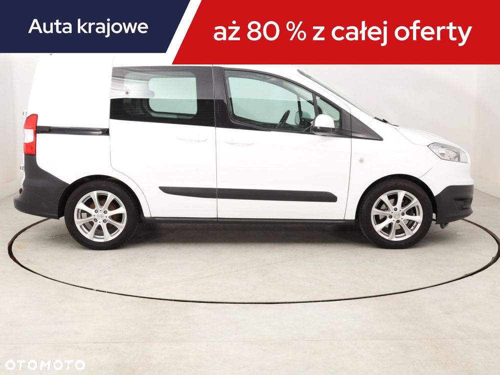 Ford Transit Courier - 8