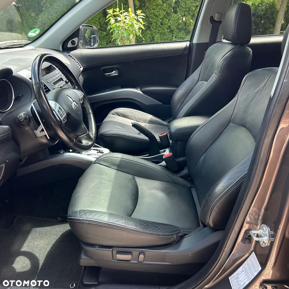 Mitsubishi Outlander 2.0 2WD CVT Diamant Edition+ - 15