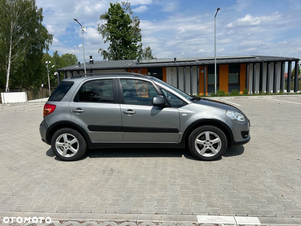 Suzuki SX4 1.6 VVT 4x4 Comfort - 21