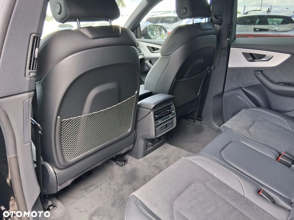 Audi Q8 55 TFSI e PHEV Quattro Tiptronic - 11