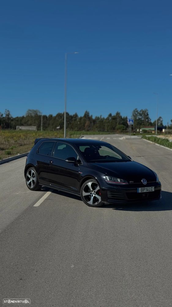 VW Golf 2.0 TSi GTi DSG - 1