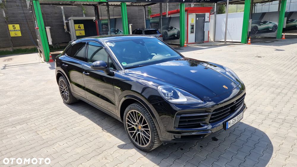 Porsche Cayenne - 2