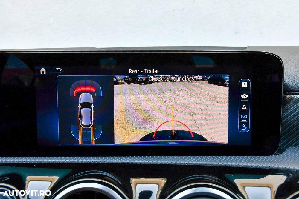 Mercedes-Benz A 180 d Sedan 8G-DCT - 19