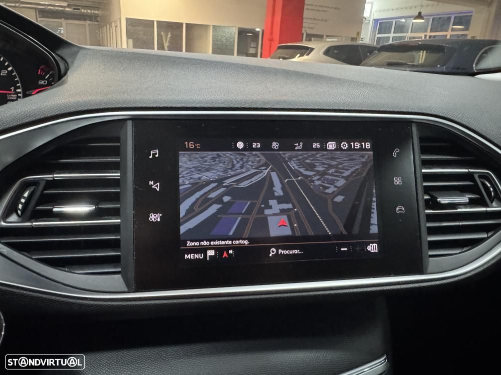 Peugeot 308 PureTech 130 Stop & Start Allure - 30